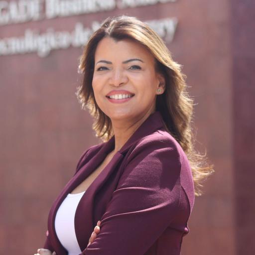 Elizabeth Obediente